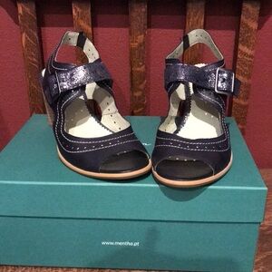 Mentha Heeled Sandals, 37, New in Box!